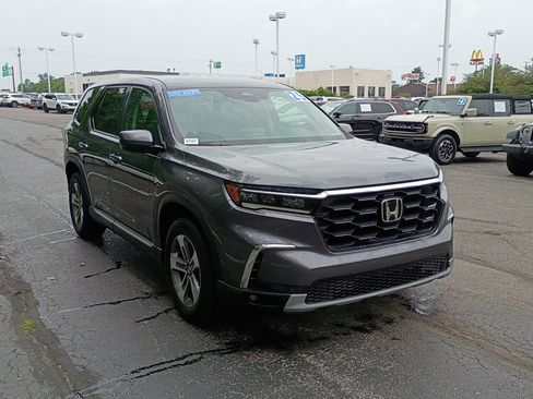 Used 2025 Honda Pilot EX-L image 1