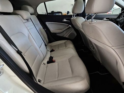 Used 2015 Mercedes-Benz GLA 250 4MATIC image 18