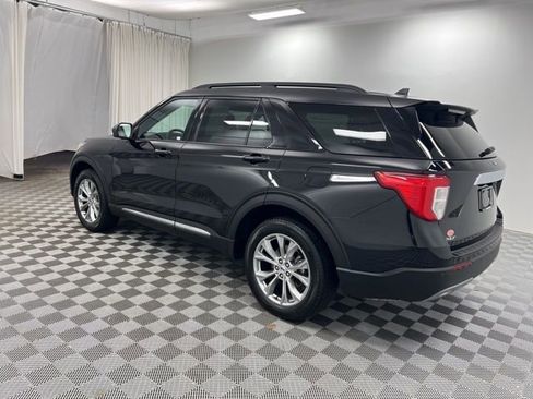 Used 2023 Ford Explorer XLT w/ Equipment Group 202A image 6