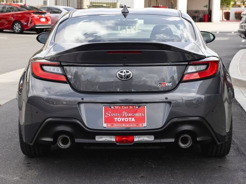 New 2026 Toyota GR86 Premium RWD image 5