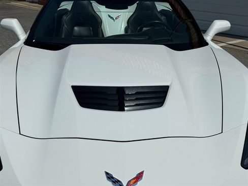 Used 2016 Chevrolet Corvette Z06 w/ 3LZ Preferred Equipment Group image 17