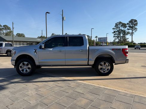 Used 2022 Ford F150 Platinum w/ Equipment Group 701A High AWD/4WD image 9