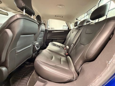 Used 2015 Ford Fusion Titanium image 14