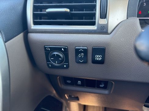 Used 2017 Lexus GX 460 Luxury image 24