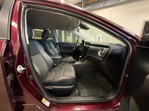 Used 2017 Toyota Corolla SE 50th Anniversary image 22