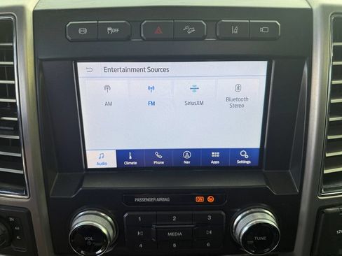 Used 2019 Ford F250 Platinum w/ Platinum Ultimate Package AWD/4WD image 17