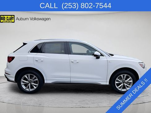 Used 2024 Audi Q3 2.0T Premium AWD/4WD image 8