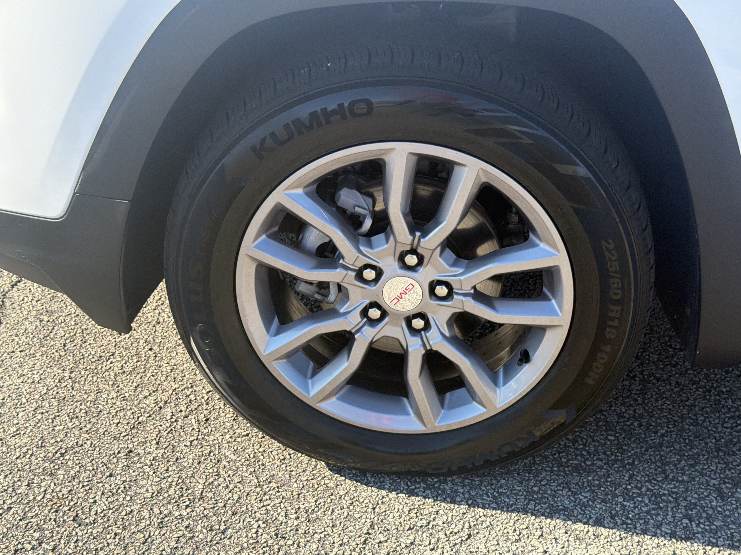 Used 2024 GMC Terrain SLT AWD/4WD image 11
