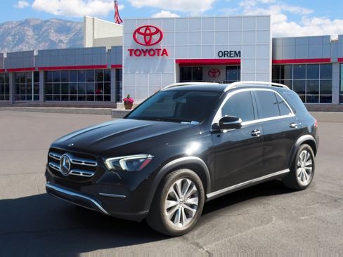 Used 2020 Mercedes-Benz GLE 450 4MATIC w/ Premium Package image 6