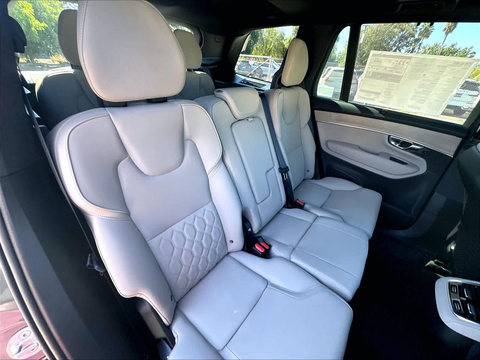 New 2027 Volvo XC90 B6 Plus AWD/4WD image 27