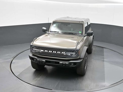 New 2025 Ford Bronco Badlands w/ Sasquatch Package image 12
