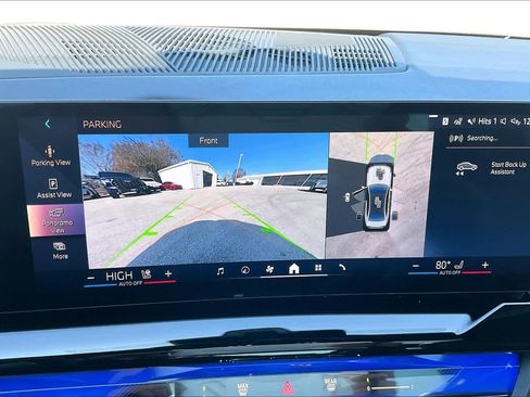 Used 2026 BMW 550e xDrive w/ Premium Package image 20