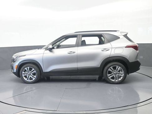 Used 2021 Kia Seltos S FWD image 3