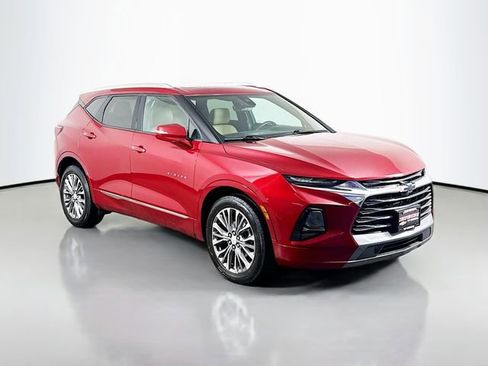 Used 2020 Chevrolet Blazer Premier w/ Driver Confidence II Package image 2