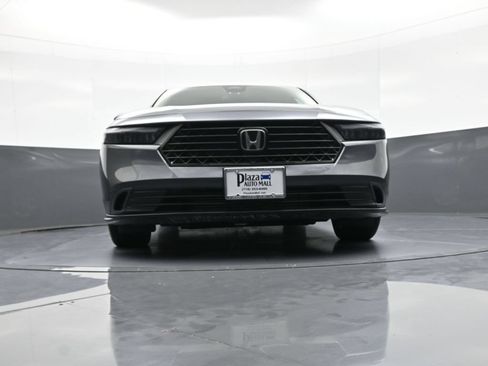 Certified 2023 Honda Accord EX image 26