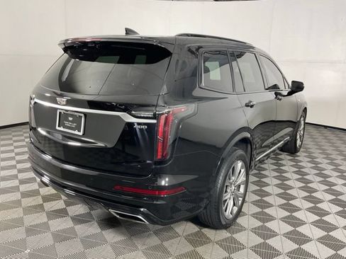 Used 2020 Cadillac XT6 Sport w/ Platinum Package AWD/4WD image 7