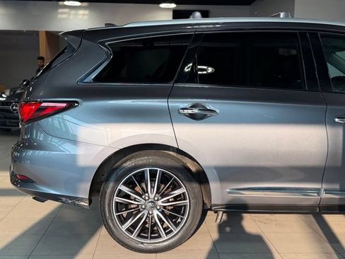 Used 2019 INFINITI QX60 Luxe w/ Sensory Package AWD/4WD image 17
