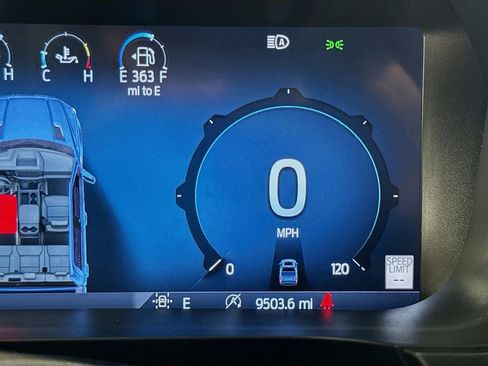 Used 2025 Ford F150 Lariat image 16