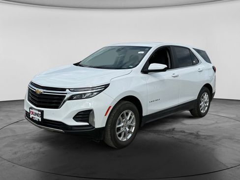 Used 2024 Chevrolet Equinox LT AWD/4WD image 4