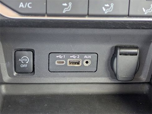 Used 2024 Nissan Sentra SV image 23