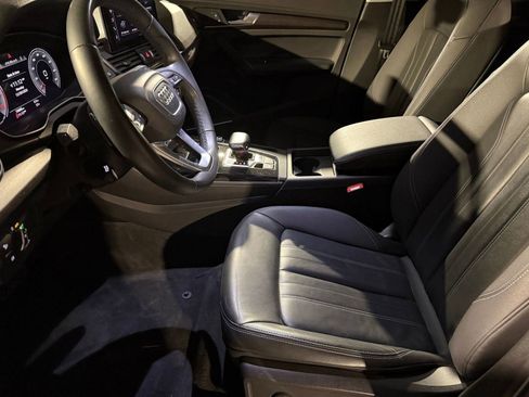 Certified 2023 Audi Q5 2.0T Premium Plus w/ Premium Plus Package image 5