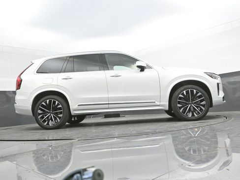 New 2026 Volvo XC90 B6 Ultra w/ Protection Package AWD/4WD image 36