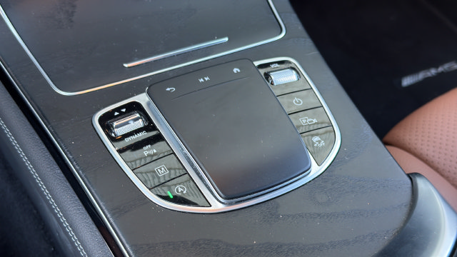 Used 2020 Mercedes-Benz GLC 300 image 21