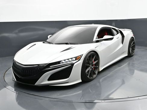 Used 2020 Acura NSX image 1