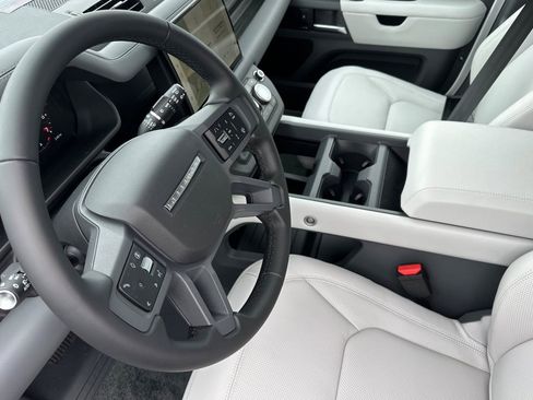 New 2025 Land Rover Defender 130 S AWD/4WD image 10
