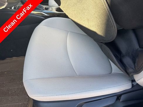 Used 2020 Toyota Corolla LE image 5