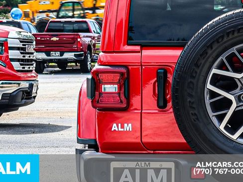 Used 2024 Jeep Wrangler Sahara w/ Technology Group image 12