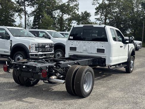 New 2026 Ford F550 4x4 Supercab Super Duty image 4
