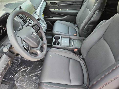 New 2026 Honda Odyssey Sport-L image 11