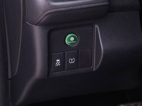 Used 2021 Honda HR-V Sport image 16