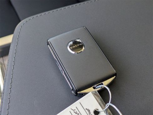 New 2026 Volvo XC60 B5 Plus w/ Protection Package Premier image 43