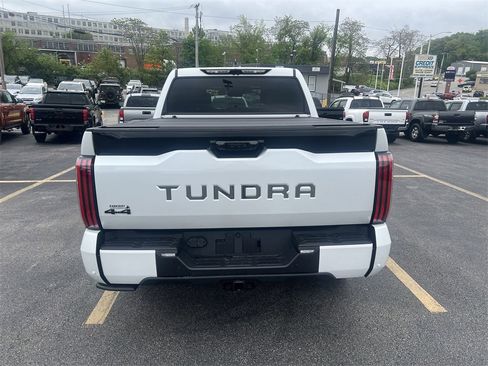 New 2024 Toyota Tundra Platinum image 4
