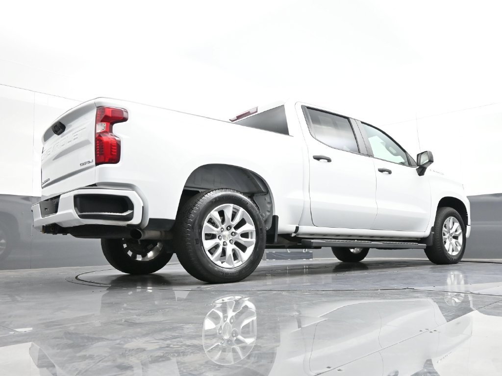 Used 2023 Chevrolet Silverado 1500 Custom RWD image 27