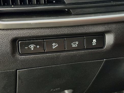 Used 2023 Kia Telluride EX w/ EX Captain's Chair Package AWD/4WD image 14