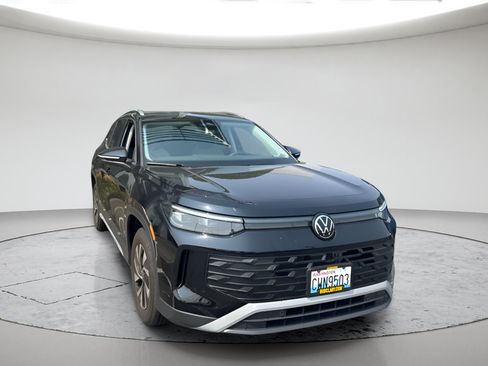 Used 2026 Volkswagen Tiguan S AWD/4WD image 39