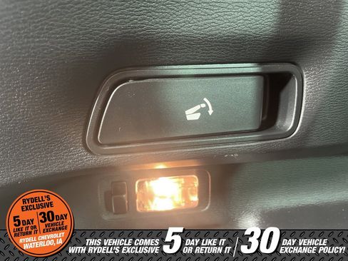 Used 2023 Mitsubishi Outlander SE image 23