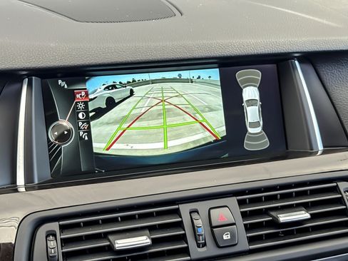 Used 2014 BMW 535i xDrive Sedan AWD/4WD image 18