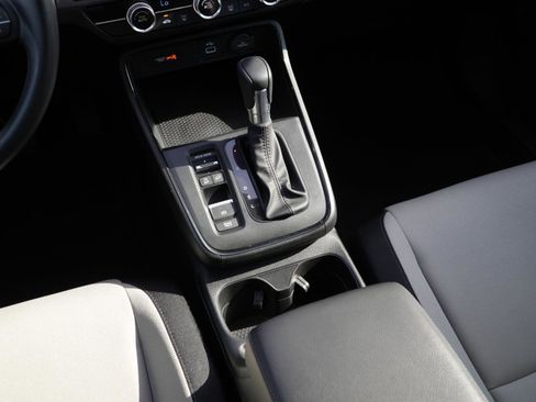 Used 2024 Honda CR-V LX image 24