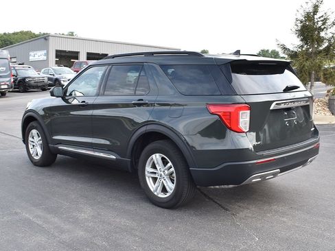 Used 2024 Ford Explorer XLT w/ Equipment Group 202A AWD/4WD image 2
