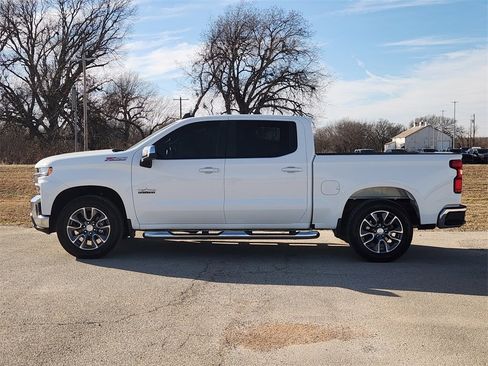 Used 2020 Chevrolet Silverado 1500 LT w/ Texas Edition image 4