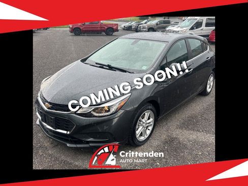 Used 2017 Chevrolet Cruze LT FWD image 1