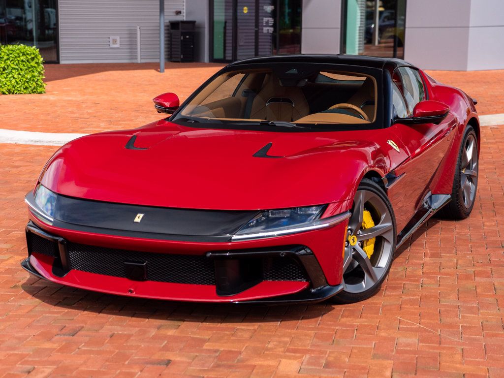Certified 2025 Ferrari 12Cilindri RWD image 7