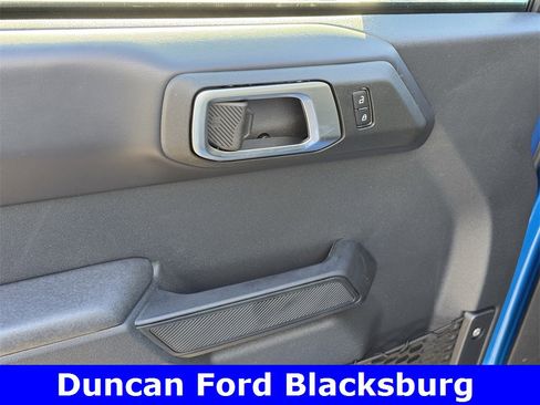 New 2025 Ford Bronco Badlands image 16