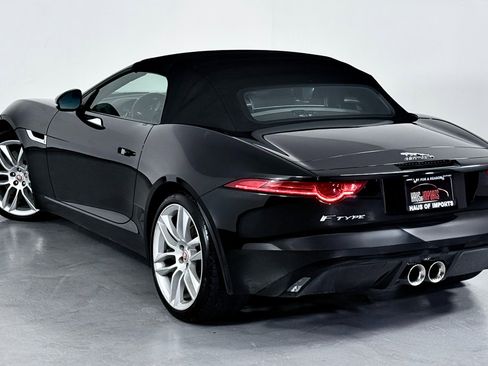 Used 2016 Jaguar F-TYPE S image 22