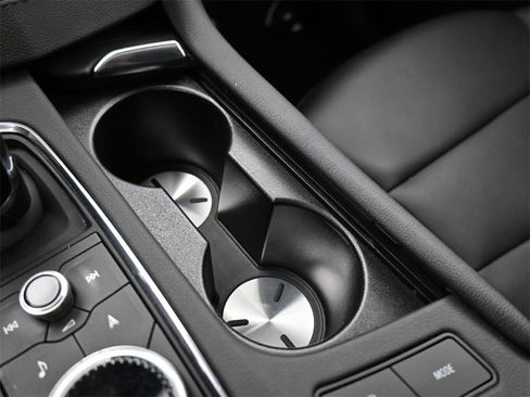 Certified 2024 Cadillac XT5 Premium Luxury image 23