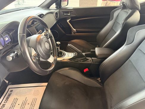 Used 2020 Toyota 86 GT image 6